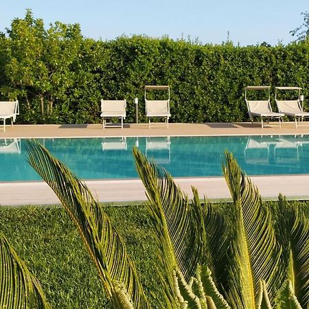 Villa Minerva Family Relais Алеціо Екстер'єр фото