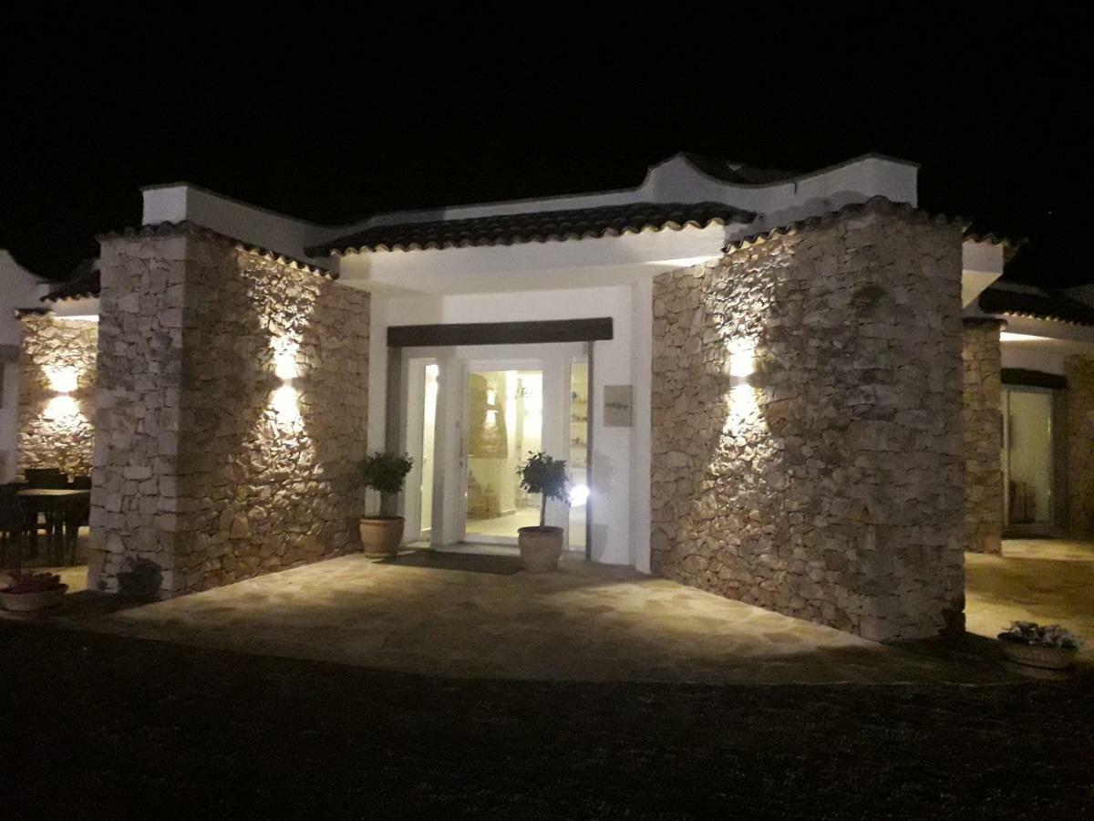 Villa Minerva Family Relais Алеціо Екстер'єр фото